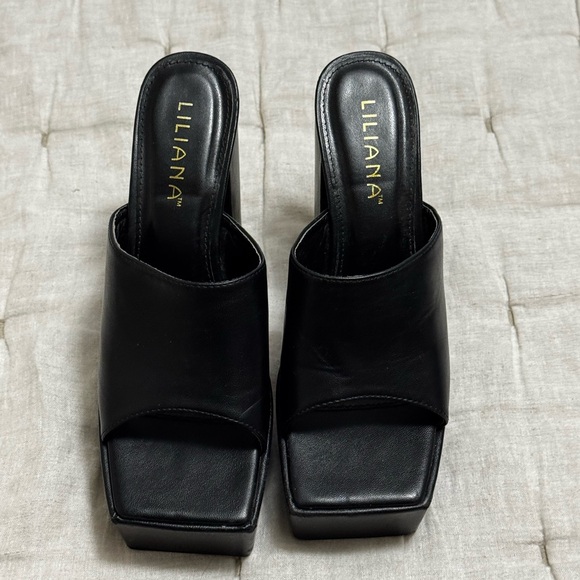 Liliana Shoes - Liliana Black Mules Modern Minimalist Design